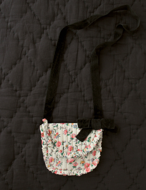 [BONJOUR DIARY] QUILTED POUCH BAG _ Ivory flower print - Corduroy